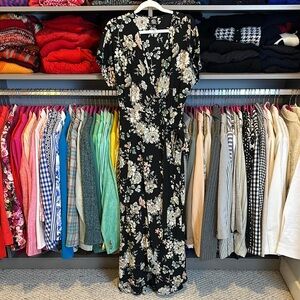 Bobeau black/cream floral short sleeve maxi wrap dress size S